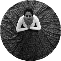 Say Yoga With Harsha Awasthy logo - Similar company to Helpmeup.Se