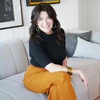 Jenny Birchfield-Eick  Estate Agent logo - Similar company to Film Writer