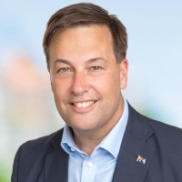 Jason Falinski logo - Similar company to Pappa Flock