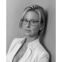 Kim| Martini & Reed Luxury Travel Atelier logo - Similar company to Creativista