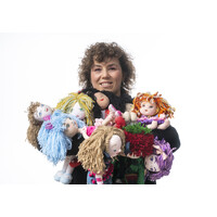 Frizzella Doll Maker - Hobbista logo - Similar company to Studio Prop Makers Ltd