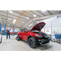 Car Geeks Collision logo - Similar company to Car Geeks