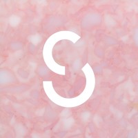 Smile Plastics logo - Similar company to Pretty Plastic