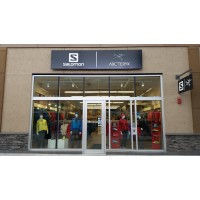 Salomon/ Arc'Teryx Notl Outlet
