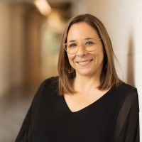 Julie Therrien, Spécialiste de l'identité de marque écrite logo - Similar company to Aime Ta Marque
