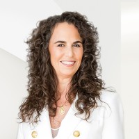 Rochelle Cantor & Cie - Engel & Völkers logo - Similar company to Golden Castle Group Inc.