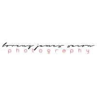 Renz Photography logo - Similar company to Tribe&Trust Leadership Academy