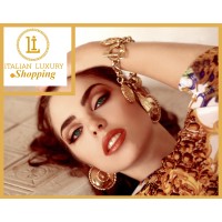 Italian Luxury . Shopping logo - Similar company to Vaigaimadurai