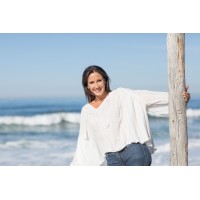 Diana Stobo LLC logo - Similar company to Truth Products Llc