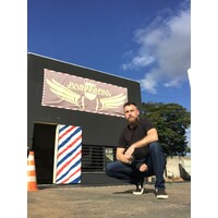 Zamperlini Barbershop logo - Similar company to Barbearia Vip