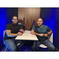 ¿Cómo estás? Podcast logo - Similar company to Zipgenial