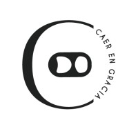 Caer en Gracia logo - Similar company to Trainertrack