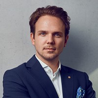 Norman Alexander - MIND HACKER logo - Similar company to Club 55  - Business Experts For Marketing & Sales