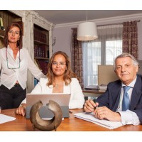 DELGADO GARRUCHO ABOGADOS logo - Similar company to Mael Abogados