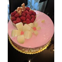 #Bake a Wish logo - Similar company to Bake & Roast