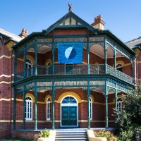Bundoora Homestead Art Centre logo - Similar company to Operacreole