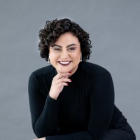 Thaina Ilumme logo - Similar company to Being Neurocreative