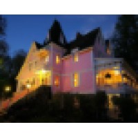 Cedar Crest Inn