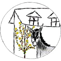 La Petite Clavelie logo - Similar company to Dark Licorne