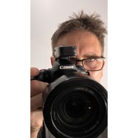 Matthew Cornell Photography logo - Similar company to Forherkart