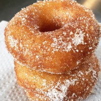 Cinnamini Donuts