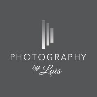 Photography by Lois logo - Similar company to Studio Ballena