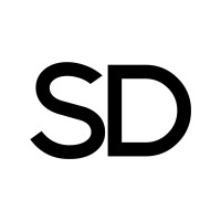 StudioDrop logo - Similar company to Discoolver
