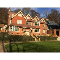 Stepping Stones School Hindhead logo - Similar company to Pathways Education