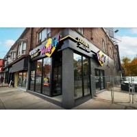 WingsUp Toronto High Park logo - Similar company to Gc Burger