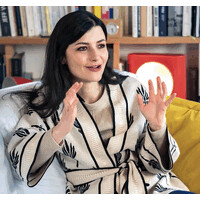 Justine Lambert, Experte Pitch Business et Personal Branding logo - Similar company to Goat Learning®