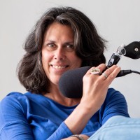 Rhetorik Consulting Nerissa Rothhardt logo - Similar company to Nakaryu