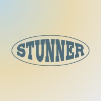 School Stunner logo - Similar company to Pemoeda Bisa