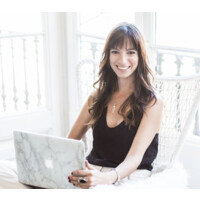 Laura Ribas logo - Similar company to Carlos Solis