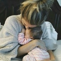The WonderMom logo - Similar company to Speaking Your Brand