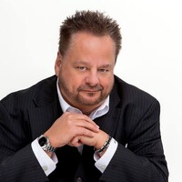 Robert J Feest & Associates