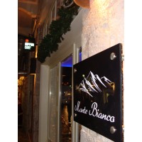 Monte Bianco Cafe logo - Similar company to Chickenman Ltd