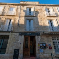 Hôtel Saint-Louis*** | Aigues-Mortes | Camargue logo - Similar company to Camping Le Pont