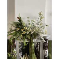 Edénique Floral Design logo - Similar company to Studio Noon