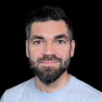 Klaus Arent Online-Marketing logo - Similar company to Kira - Applying Ai Correctly