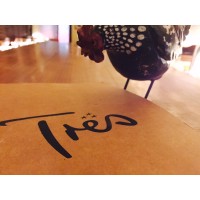 Tres Restaurant and Bar logo - Similar company to O Pedro