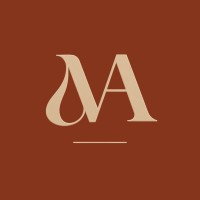 MADEMOISELLE Adé logo - Similar company to Frenchictouch - Nik'Elle Consulting