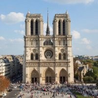 Notre-Dame de Paris logo - Similar company to Monumental Tour