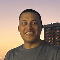 Aaron Henriques logo - Similar company to Handlr
