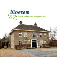 Bloesem Kinderopvang Enschede logo - Similar company to Kinderopvang Breed