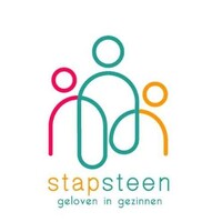 StapSteen vzw logo - Similar company to Amber Vzw