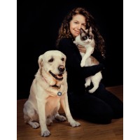 ELISA DAL BOSCO with Jack&Bernie logo - Similar company to Master Butler Collection