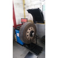 Multillantas logo - Similar company to Llantrac