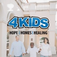 4KIDS logo - Similar company to Amikids