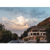 La Petite Merveille (LPM) logo - Similar company to Dbx