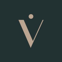 Vast Retreats logo - Similar company to Chic Collection